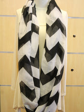 ADO | Infinity Black and White Chevron Scarf - All Decd Out