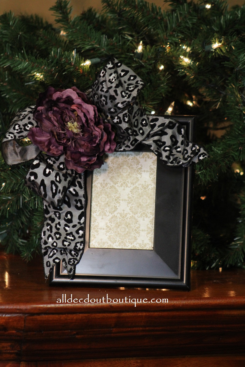 Picture Frame Grey/Black Leopard Print Bow Purple Flower