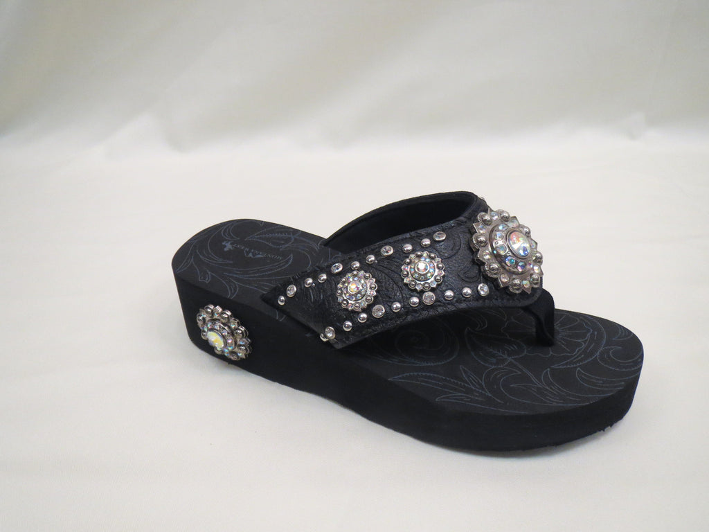 Montana west flip flops on sale store