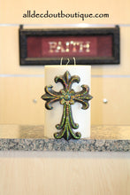DECORATIVE CANDLE PIN EMBELLISHED 