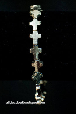 ADO | Small Silver Cross Stretch Bracelet