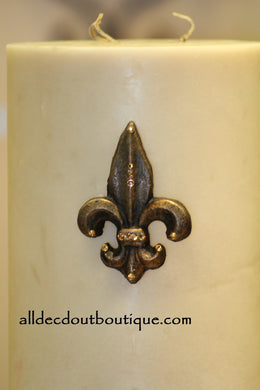 DECORATIVE CANDLE PIN EMBELLISHED Topaz Crystals Small Fleur De Lis