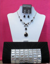 ADO | Teardrop Butterfly Necklace Black - All Decd Out