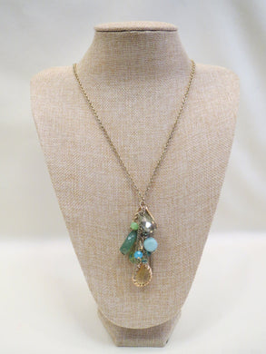 ADO | Long Charm Necklace Green