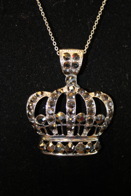 ADO | Crown Pendant Black Crystals - All Decd Out