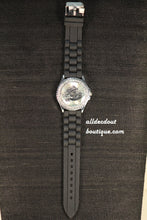 Black/Sheen Hearts & Roses Clear Rhinestones | Silicone Band - All Decd Out