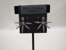 ADO | Peekaboo Arrow Earring Silver