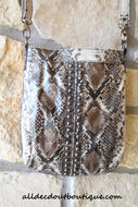 Treska | Cobra Messenger with Studs