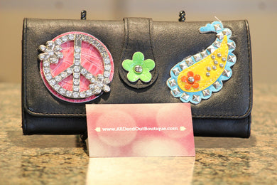 ADO | Peace Trifold Wallet Black