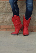 Very Volatile | Dallas Cowgirl Boots Red