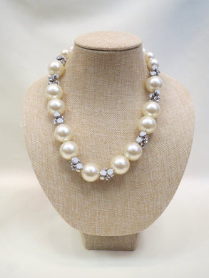 ADO | Chunky Pearl Necklace - All Decd Out