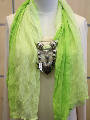 ADO | Jewelry Wrap Scarf Green Heart