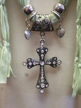 ADO | Jewelry Wrap Scarf Green Cross