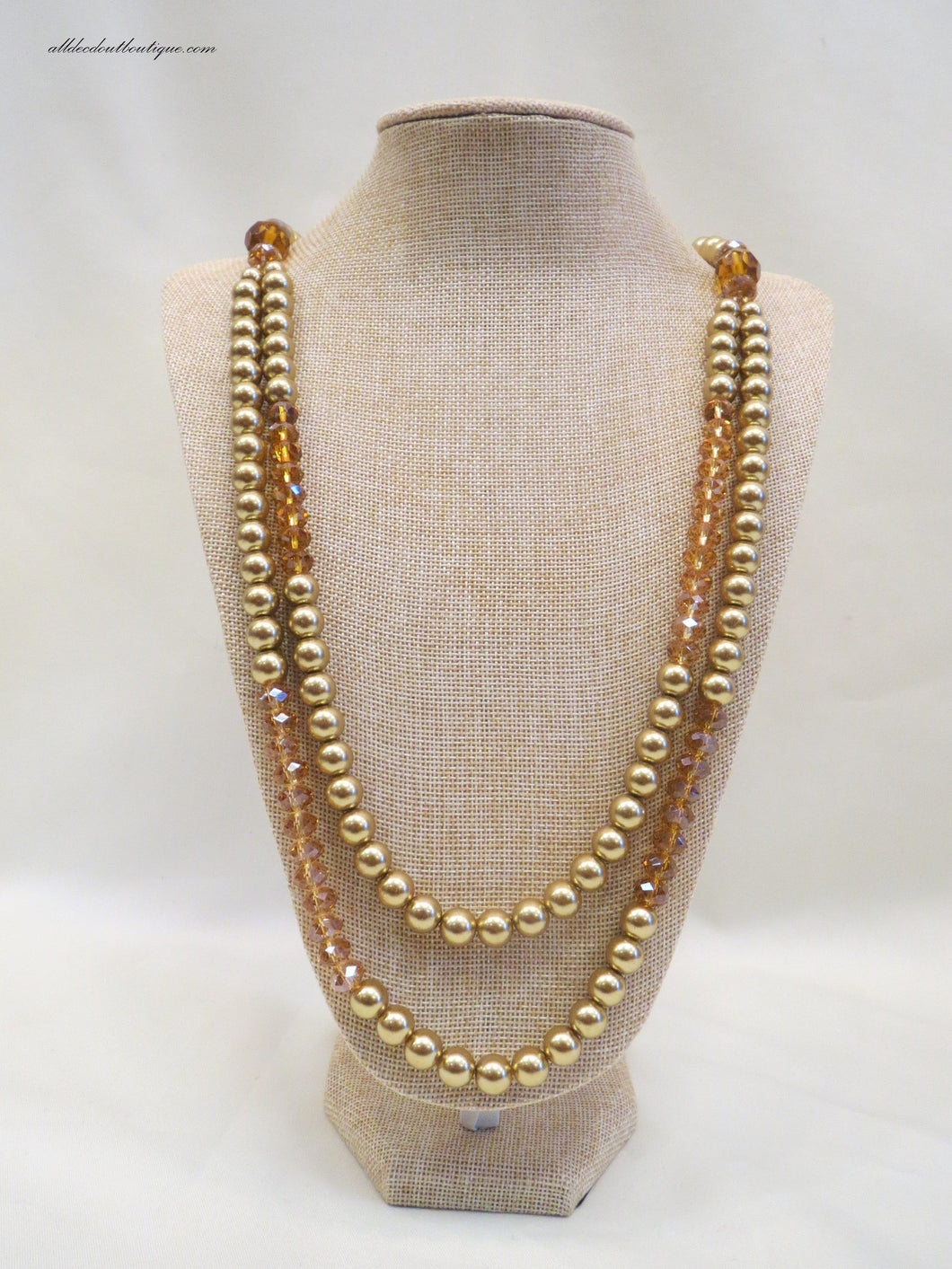 ADO | Gold Pearl Necklace - All Decd Out