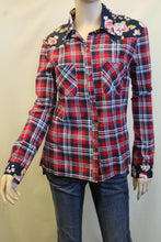 En Creme | Plaid Button Up Top Red