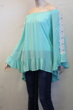 J&M | Lace Sleeve Over-sized Tunic Mint