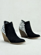 Very Volatile Movement Black w/ Lace Bootie | All Dec'd Out