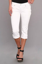 Rock Revival | Johanna P59 Capri