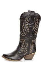 Very Volatile Raspy Cowgirl Boots Black | All Dec'd Out