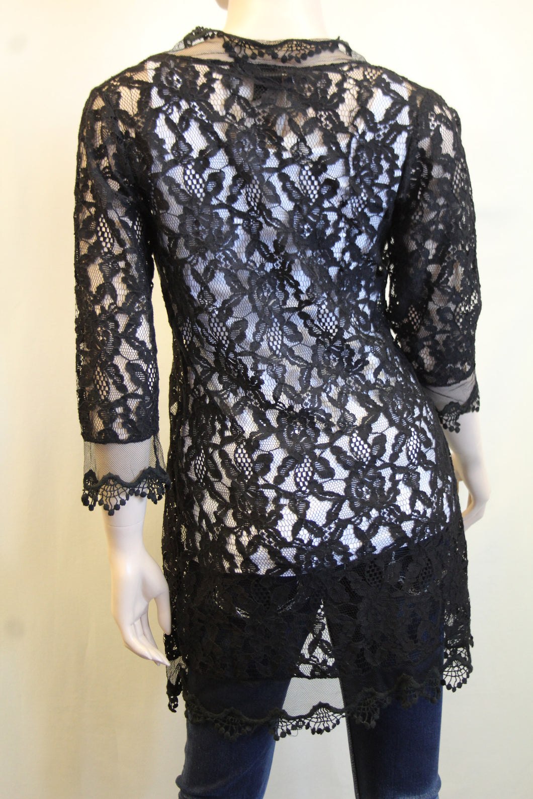 Mango short sleeve lace top in black